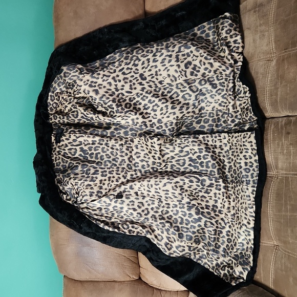 Express Black Faux Fur Coat - Picture 5 of 12